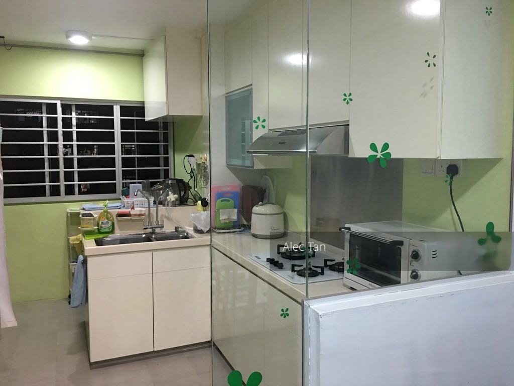 Hougang Avenue 5 thumbnail photo